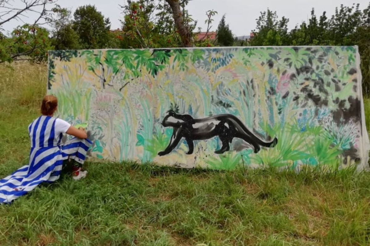 Open-air art studio