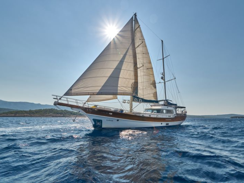 Gulet Lotus cruising