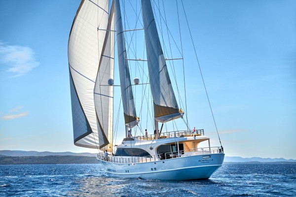 Meet the Crew of the Sailing Superyacht Acapella